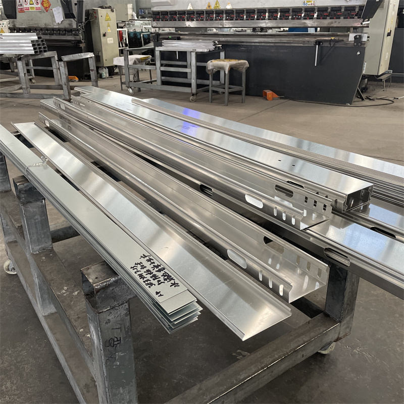 自鎖式電纜橋架