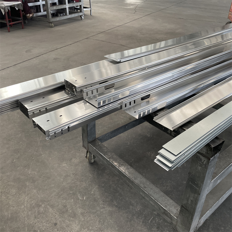 自鎖式電纜橋架